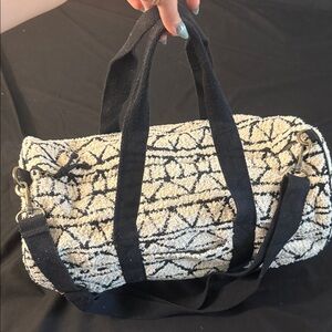 Universal Thread Black & Cream Textured Duffle Bag